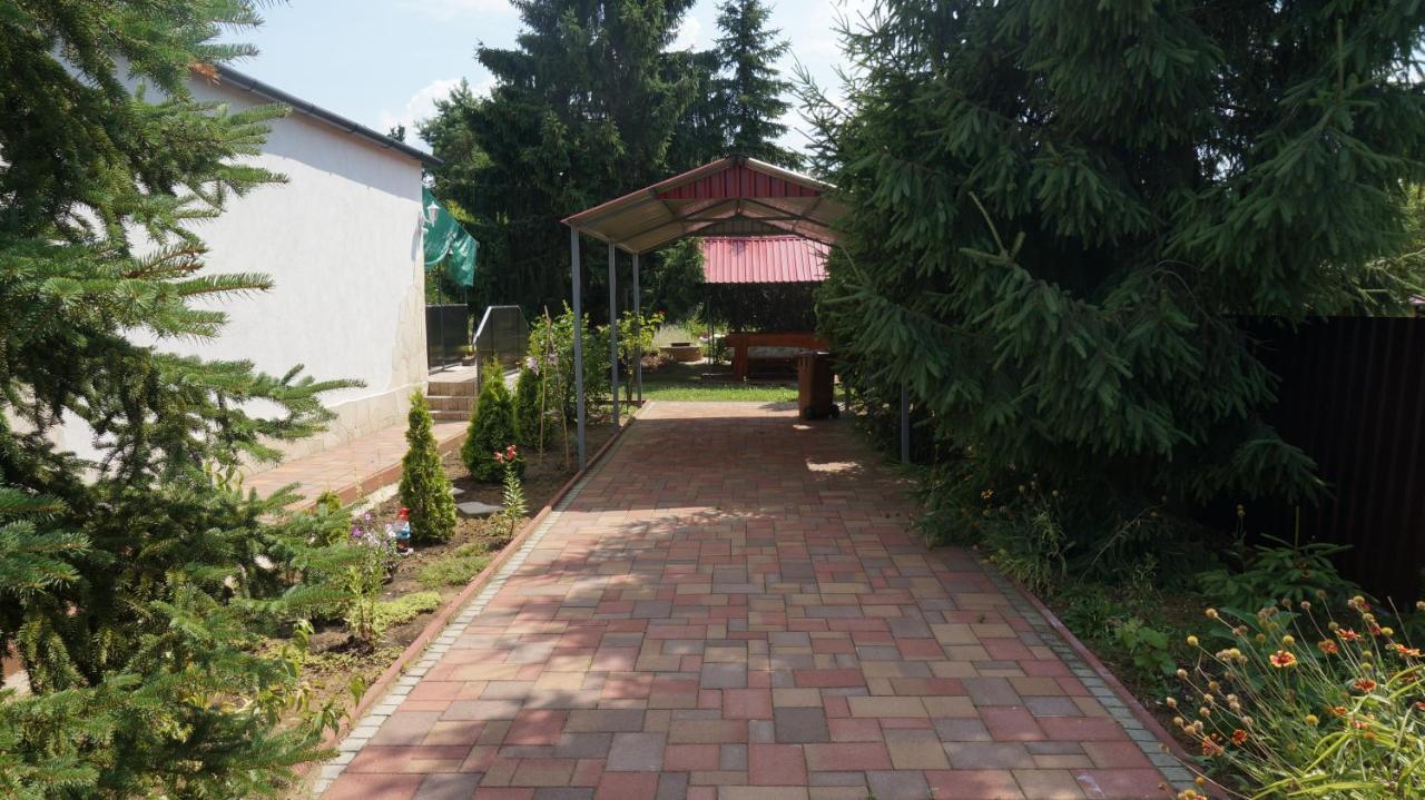 Sunny Apartman Ньиредьхаза Экстерьер фото