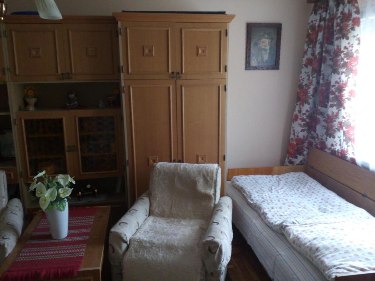 Sunny Apartman Ньиредьхаза Экстерьер фото
